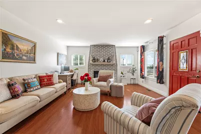 2389 Mayfield Avenue, Montrose, CA 91020 - Photo 1