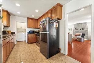 2389 Mayfield Ave, Montrose, CA 91020 - Photo 5