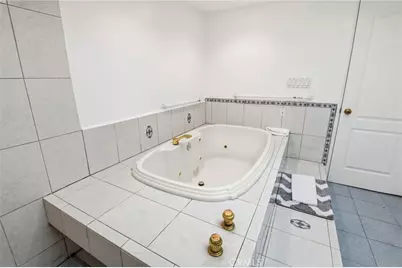 3807 Floresta, View Park, CA 90043 - Photo 25