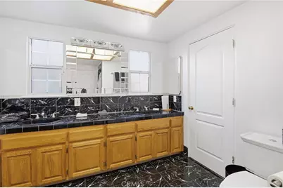 3807 Floresta, View Park, CA 90043 - Photo 35