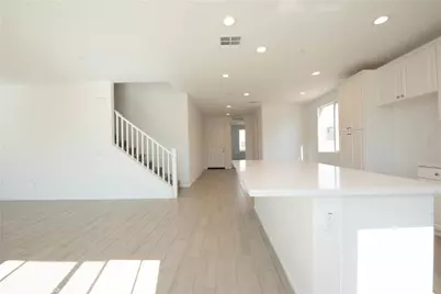 12574 Hanna Court, Victorville, CA 92392 - Photo 7