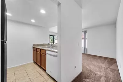 1136 W Blaine Street #203, Riverside, CA 92507 - Photo 5