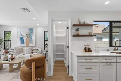 141 S Roosevelt Avenue, Pasadena, CA 91107 - Photo 15