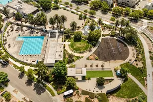 470 Lobata, Irvine, CA 92618 - Photo 61