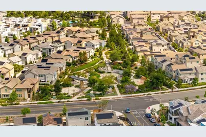 470 Lobata, Irvine, CA 92618 - Photo 41