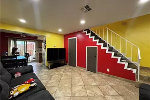 13851 Los Angeles, Baldwin Park, CA 91706 - Photo 5