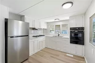 2150 S San Jacinto Ave, San Jacinto, CA 92583 - Photo 13