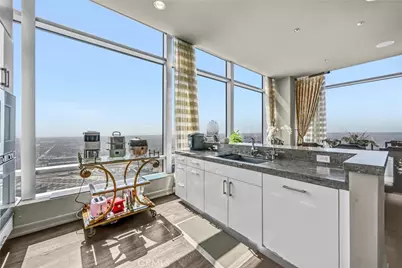 900 W Olympic Boulevard #50A, Los Angeles, CA 90015 - Photo 19