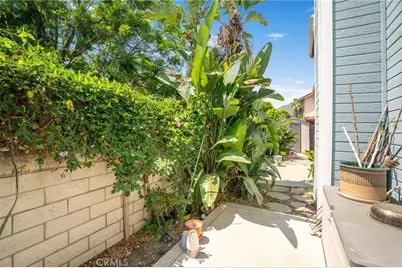 430 W Walnut Avenue, Monrovia, CA 91016 - Photo 23