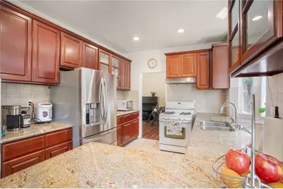 430 W Walnut Avenue, Monrovia, CA 91016 - Photo 9