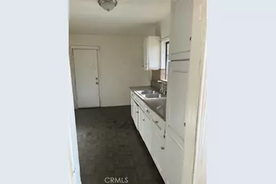 156 W 84th, Los Angeles, CA 90003 - Photo 7