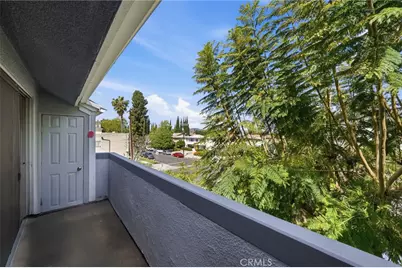 7640 Oso #318, Winnetka, CA 91306 - Photo 19