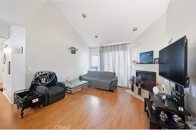 7640 Oso #318, Winnetka, CA 91306 - Photo 9