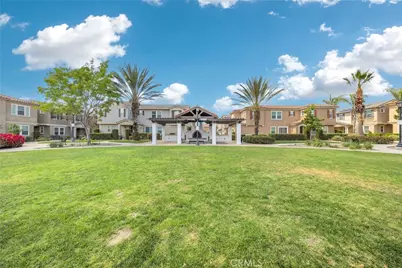 6101 Snapdragon, Jurupa, CA 92880 - Photo 31