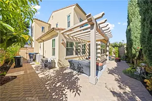 107 Overbrook, Irvine, CA 92620 - Photo 23
