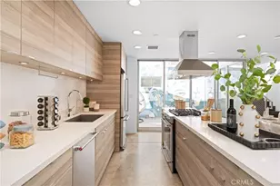 719 Venice Blvd, Venice, CA 90291 - Photo 15