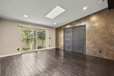 15455 Glenoaks #67, Sylmar, CA 91342 - Photo 13