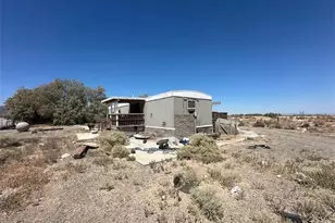 30453 Berry, Newberry Springs, CA 92365 - Photo 3