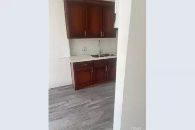 755 S Boyle, Los Angeles, CA 90023 - Photo 11