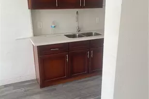 755 S Boyle, Los Angeles, CA 90023 - Photo 11