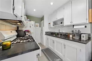 2516 Elsinore St, Los Angeles, CA 90026 - Photo 43