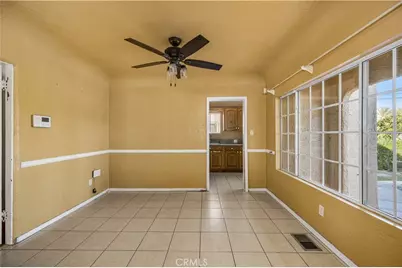 9933 San Anselmo, South Gate, CA 90280 - Photo 7
