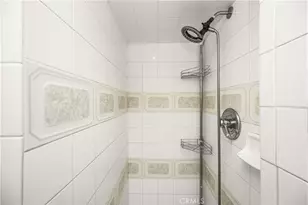 18814 Fonthill Ave, Torrance, CA 90504 - Photo 21