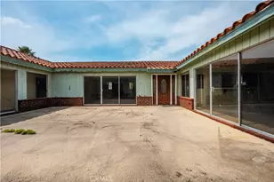 1405 S Center Ave, Compton, CA 90220 - Photo 3