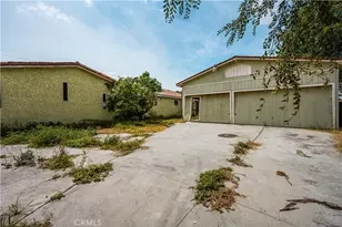 1405 S Center Ave, Compton, CA 90220 - Photo 25
