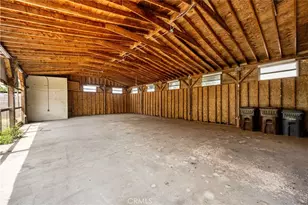 1405 S Center Ave, Compton, CA 90220 - Photo 19
