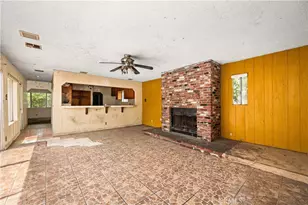 1405 S Center Ave, Compton, CA 90220 - Photo 7