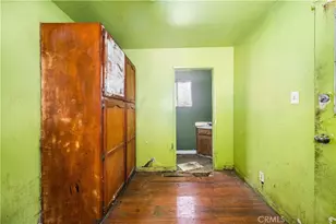 1405 S Center Ave, Compton, CA 90220 - Photo 15