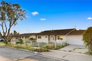 8646 Tamarind Ave, Fontana, CA 92335 - Photo 3
