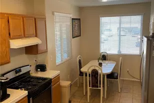 13656 Sandpiper Pl, Victorville, CA 92392 - Photo 11
