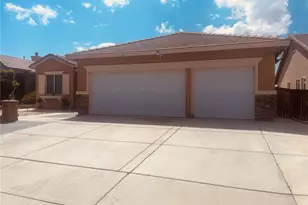 13656 Sandpiper Pl, Victorville, CA 92392 - Photo 3