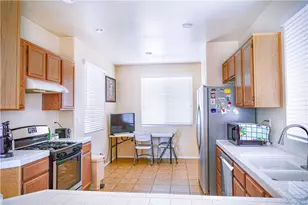 13656 Sandpiper Pl, Victorville, CA 92392 - Photo 5