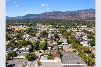 44 N Berkeley Avenue, Pasadena, CA 91107 - Photo 17