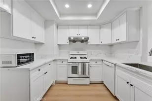 1070 Walnut Grove, Rosemead, CA 91770 - Photo 7