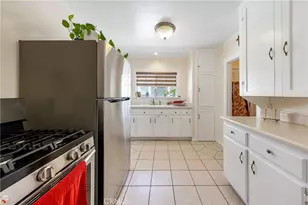 8446 California Ave, South Gate, CA 90280 - Photo 7