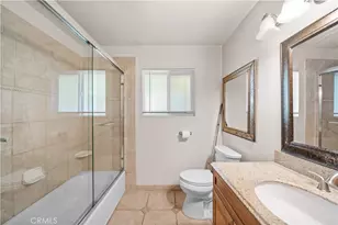 818 W Bonnie Brae Ct, Ontario, CA 91762 - Photo 17
