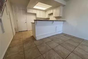 16595 Upland, Fontana, CA 92335 - Photo 3