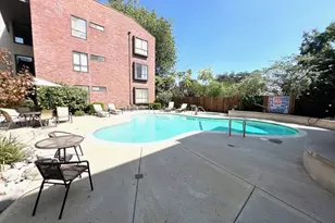 700 S Lake Ave, Pasadena, CA 91106 - Photo 35