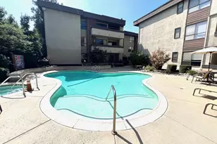 700 S Lake Ave, Pasadena, CA 91106 - Photo 37