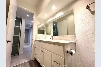700 S Lake Avenue #111, Pasadena, CA 91106 - Photo 31