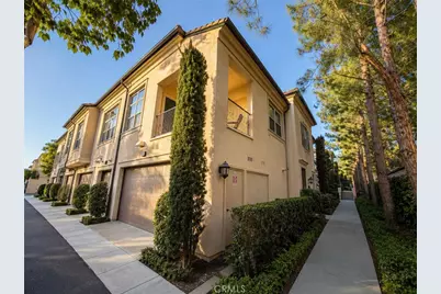 66 Overbrook, Irvine, CA 92620 - Photo 23