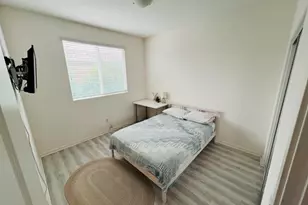 15147 W Fred Way, Van Nuys, CA 91405 - Photo 11