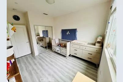 15147 W Fred Way, Van Nuys, CA 91405 - Photo 9