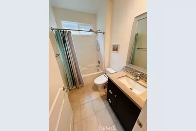 15147 W Fred Way, Van Nuys, CA 91405 - Photo 7