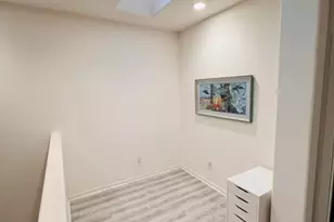 15147 W Fred Way, Van Nuys, CA 91405 - Photo 17