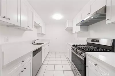 9166 Cerritos Avenue #48, Anaheim, CA 92804 - Photo 11